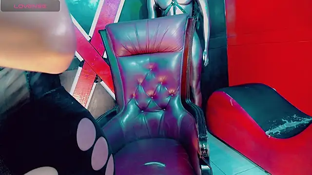 Snapshot of Sasha_calle chatting on February 14, 10:59 am Sasha calle online show from February 14, 10:59 am