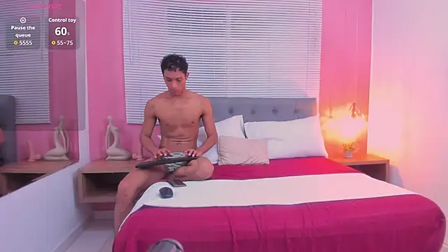 drako18  online show from March 27, 3:15 am