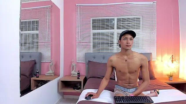 drako18  online show from February 7, 2:30 am