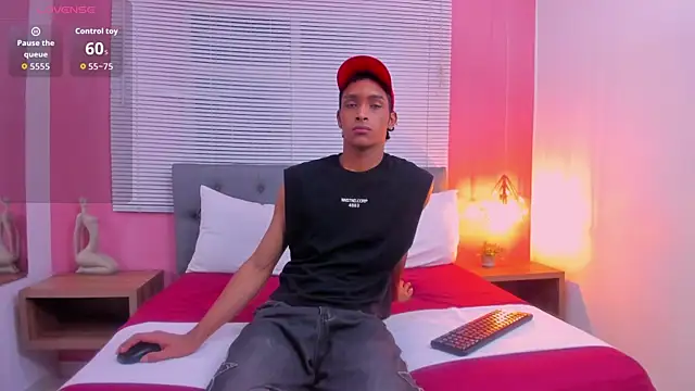 drako18  online show from April 1, 3:52 am