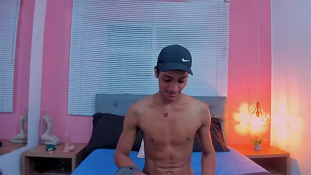 drako18  online show from February 20, 3:14 am