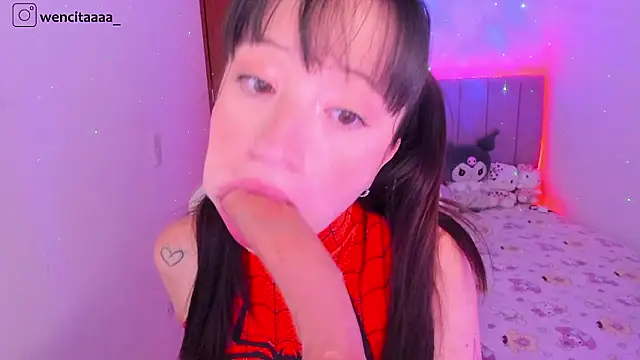 Snapshot of wenn_ chatting on February 25, 12:22 am wenn online show from February 25, 12:22 am