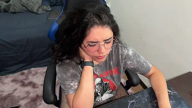 Ales Kitten Live online show from March 24, 10:43 pm