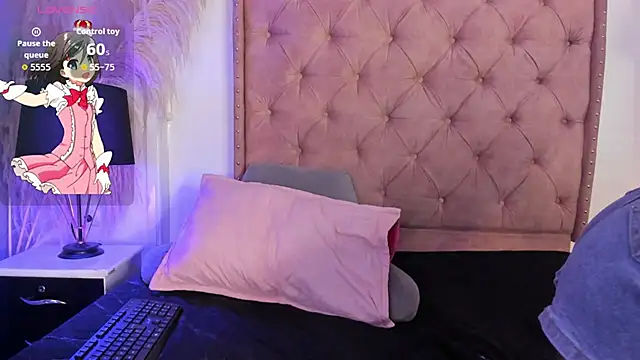 Snapshot of Lia_Passion chatting on June 12, 9:23 pm Lia Passion online show from June 12, 9:23 pm