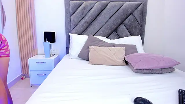 Snapshot of ChanelAnderson chatting on February 2, 9:47 pm ChanelAnderson online show from February 2, 9:47 pm