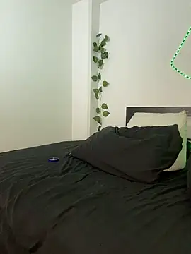 Dollkat online show from February 28, 5:01 pm