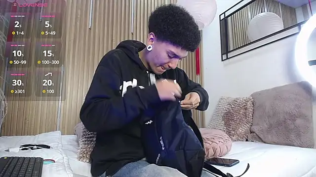 David Banks  online show from March 24, 12:27 pm