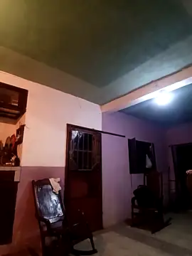 Snapshot of Francisco171 chatting on February 3, 10:09 am Francisco171 online show from February 3, 10:09 am