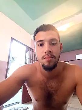 Snapshot of Francisco171 chatting on February 17, 7:44 pm Francisco171 online show from February 17, 7:44 pm