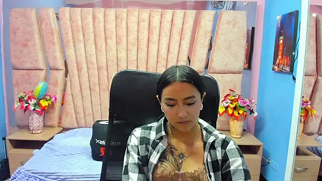 Snapshot of Miaa_Thopmson_ chatting on February 27, 9:25 pm Miaa Thopmson online show from February 27, 9:25 pm