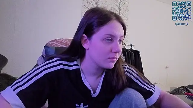 Holy Kveta online show from March 18, 2:48 am