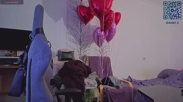 Snapshot of Holy_Kveta chatting on February 16, 3:16 am Holy Kveta online show from February 16, 3:16 am