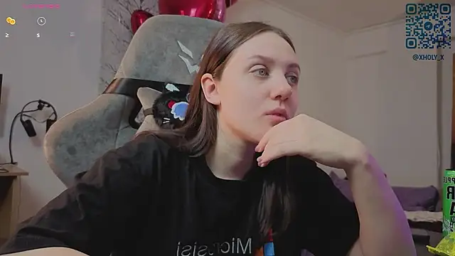 Snapshot of Holy_Kveta chatting on February 17, 3:26 am Holy Kveta online show from February 17, 3:26 am