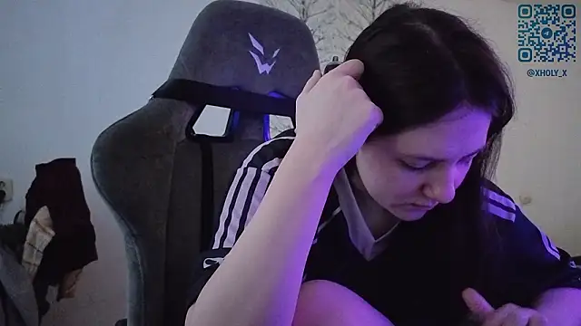 Holy Kveta online show from March 8, 2:59 am