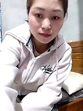 Snapshot of maimai1100 chatting on February 12, 10:04 am maimai1100 online show from February 12, 10:04 am