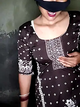 Snapshot of Pritu675 chatting on July 19, 4:59 pm Pritu675 online show from July 19, 4:59 pm