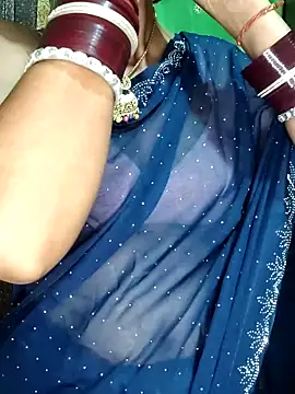 Pritu675 online show from May 3, 4:10 pm