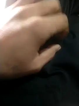 Snapshot of rosz_ chatting on February 1, 8:01 am rosz online show from February 1, 8:01 am