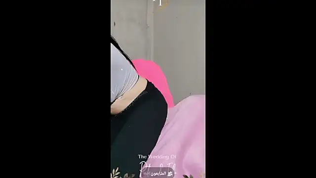 Snapshot of ammsexy1 chatting on February 21, 9:28 pm ammsexy1 online show from February 21, 9:28 pm