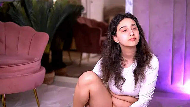 JullyFox online show from March 20, 1:56 pm