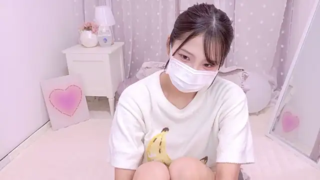 Snapshot of _MIYUnya chatting on February 11, 10:04 am MIYUnya online show from February 11, 10:04 am