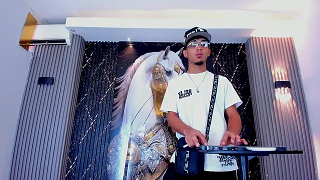 the knights of the night online show from March 20, 4:57 am