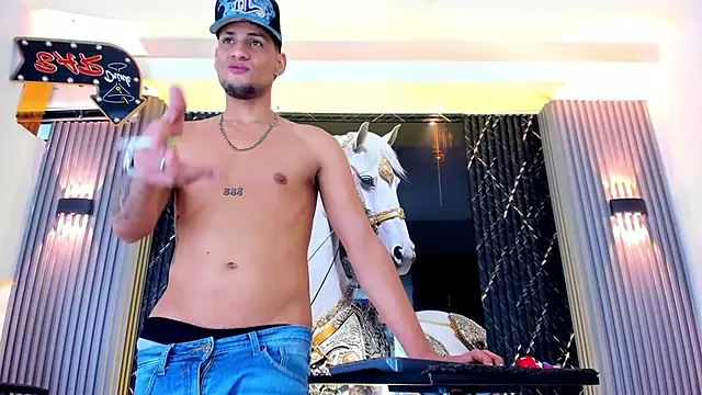 the knights of the night online show from March 29, 5:09 am