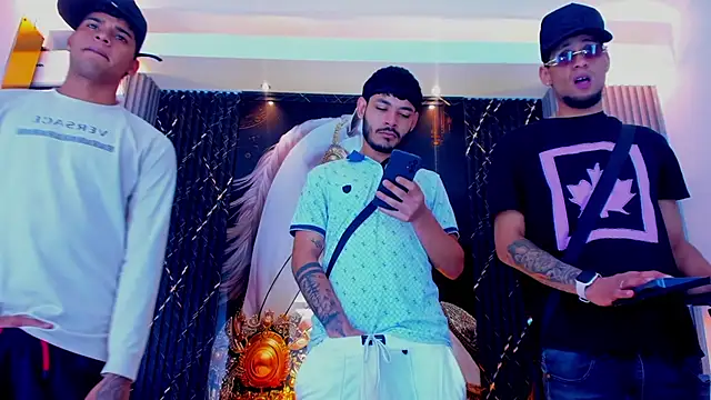 the knights of the night online show from February 3, 4:32 am