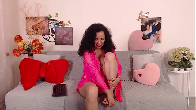 BettiAdamson online show from April 14, 7:02 am