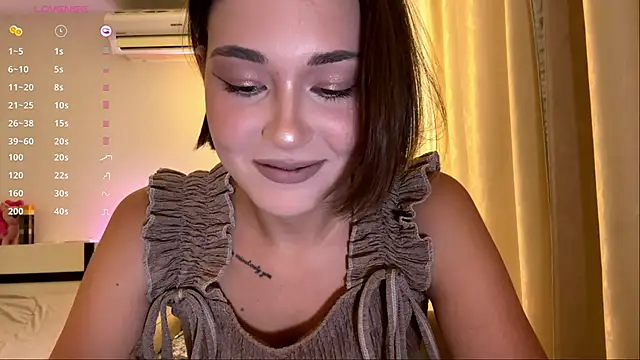 Snapshot of MauritaSpueler chatting on June 3, 8:24 pm MauritaSpueler online show from June 3, 8:24 pm