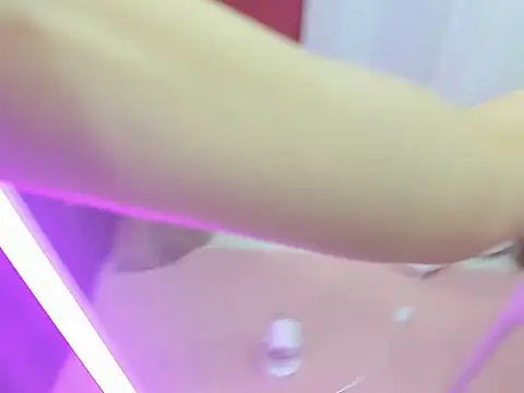 Ella nora online show from February 7, 6:10 am