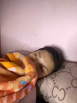 siting00 online show from March 31, 4:31 pm