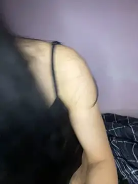 Snapshot of siting00 chatting on February 9, 12:36 pm siting00 online show from February 9, 12:36 pm