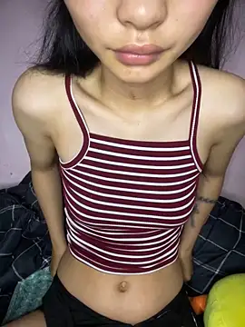 Snapshot of siting00 chatting on February 25, 1:17 am siting00 online show from February 25, 1:17 am