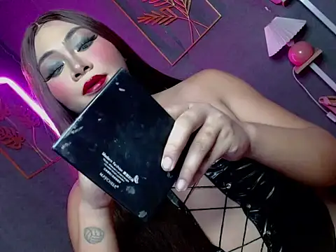 Serenity Mooree online show from February 25, 11:37 pm