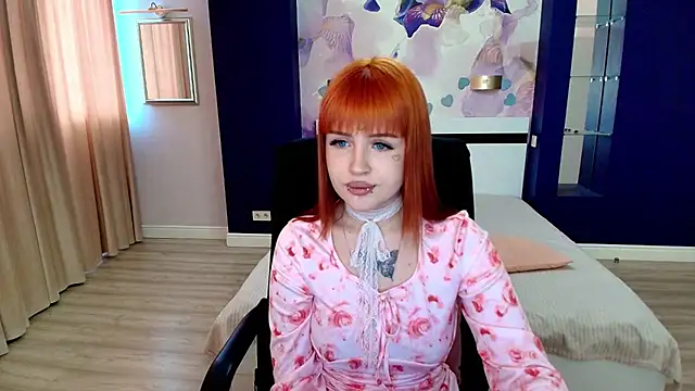 LuxSiren online show from April 3, 6:20 am