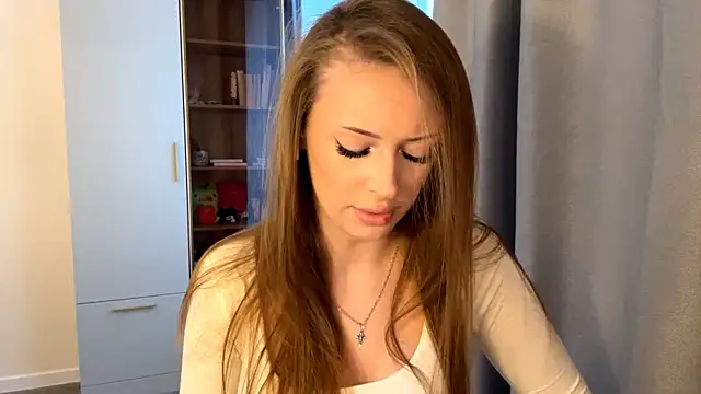 sugarbloom online show from February 15, 2:16 pm