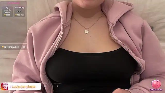 Lucyschickt online show from February 19, 6:16 pm