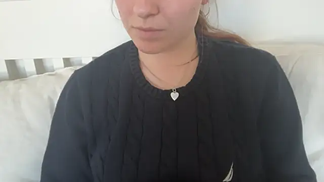 Snapshot of Lucyschickt chatting on April 21, 3:07 pm Lucyschickt online show from April 21, 3:07 pm