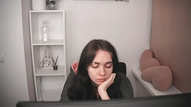 GinnyKittle online show from March 1, 6:52 pm