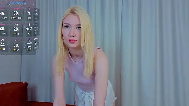 Snapshot of Taraheers chatting on February 15, 5:08 am Taraheers online show from February 15, 5:08 am