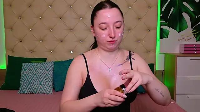 AwaMax online show from April 2, 4:52 am