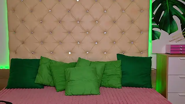 AwaMax online show from March 5, 5:59 am