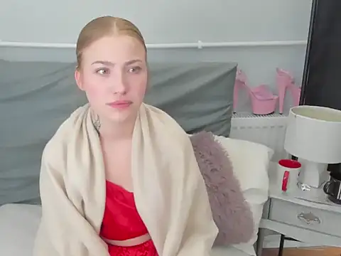 KattyXLovely online show from February 9, 3:32 pm