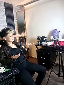 suggar angel online show from March 18, 1:02 pm