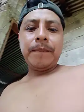 elburrotio online show from May 15, 7:12 pm