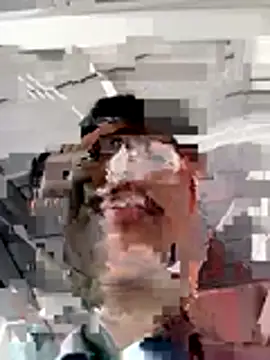 elburrotio online show from February 5, 8:59 pm