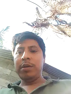 elburrotio online show from March 23, 2:28 pm
