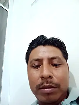 elburrotio online show from May 18, 4:23 pm