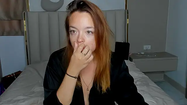 stellaa quenn online show from March 16, 12:18 am